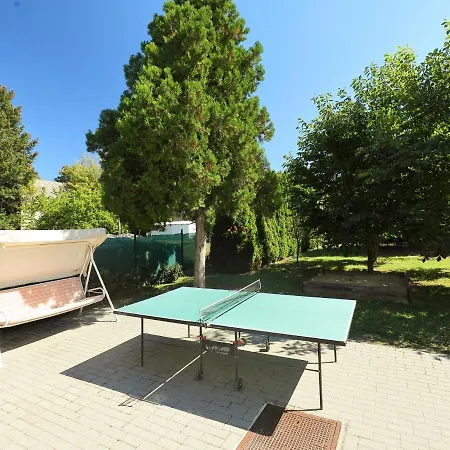 Moni 2 By Interhome *